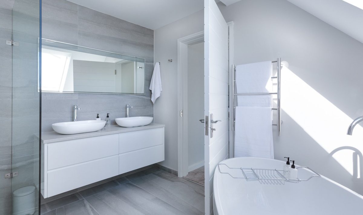 Contacter une entreprise de rénovation de la salle de bain : quels intérêts ?